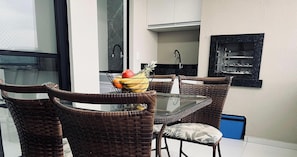 Design Apartment, Patio, Sea View | Dining - Skyline Confort Club - Blue Horizon (Penha)