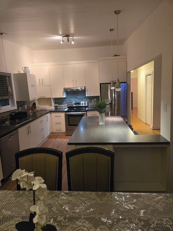 Private kitchen - Nature view retreat (Gatineau)