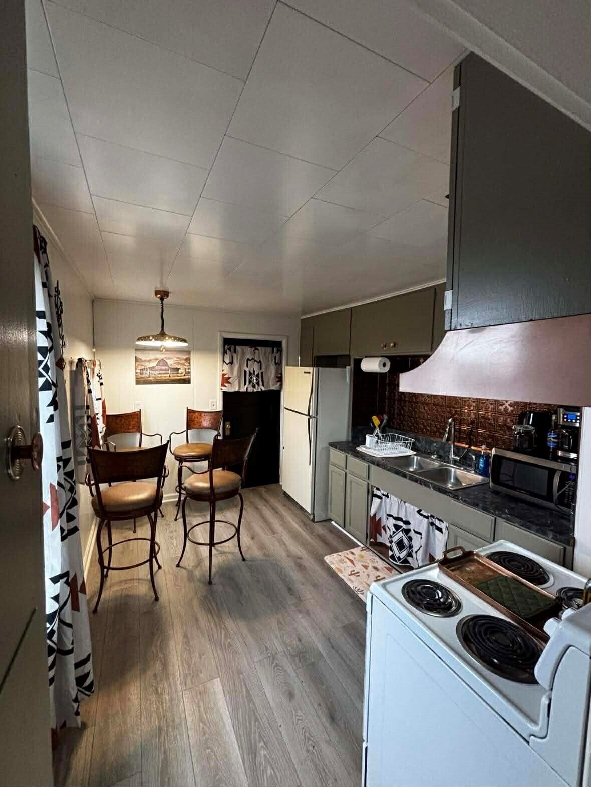 Microwave, oven, stovetop