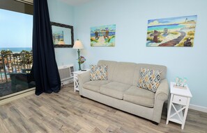 Smart TV - Cozy Gulf Front Studio - Sleeps 4 HUGE Spring Deals! (Panama City Beach)