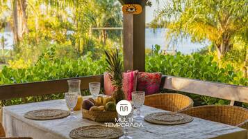 Chalet | Outdoor dining