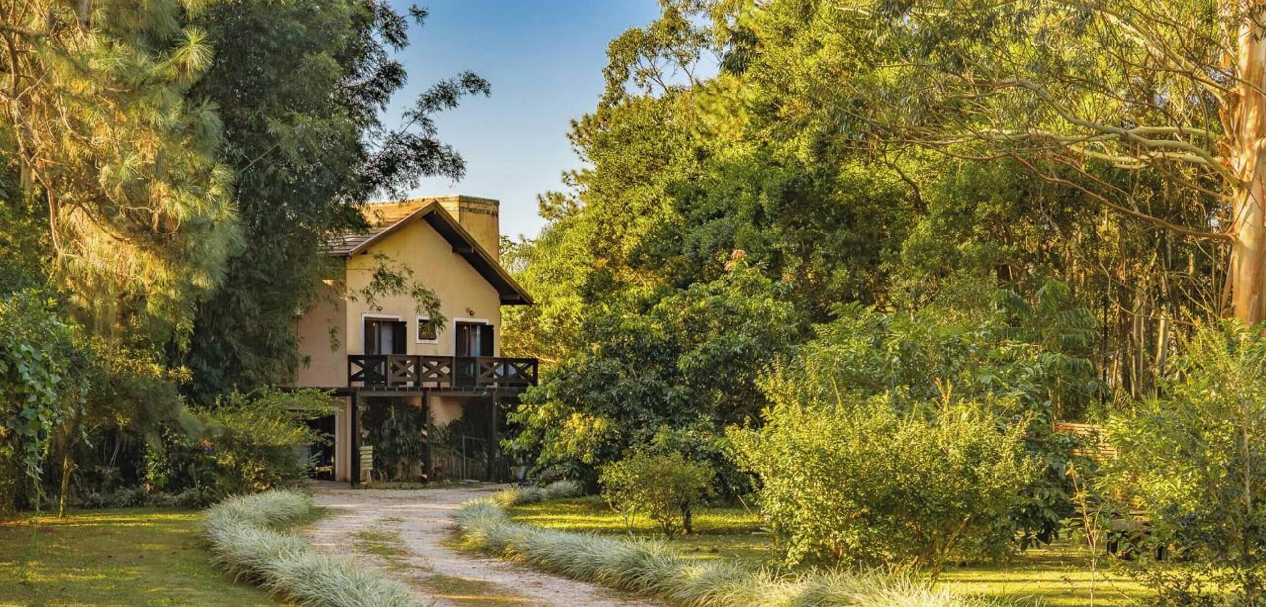 Casa club, banheira, vista para o lago | Fachada