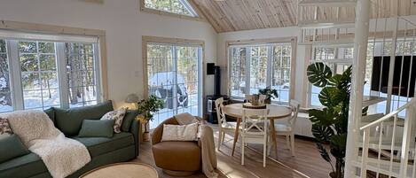 TV, fireplace, DVD player, stereo