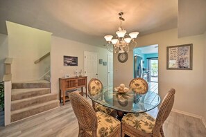 Interior - Surf & Swing Escape! (Bonita Springs)