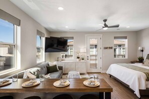 Room - North Shore Casita at Desert Color by Ember Stays (St. George)