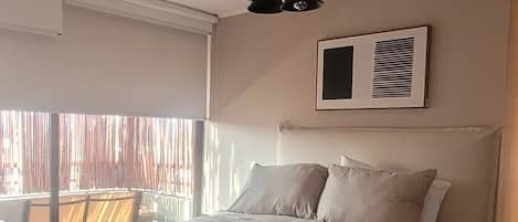 Iron/ironing board, internet, bed sheets