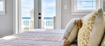 Walkable Topsail Retreat w/ Hot Tub & Views!