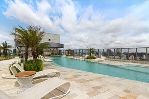 Indoor pool, outdoor pool - Apartment in Brooklin, 2 bedrooms, garage. (São Paulo)