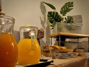 Desayuno buffet todos los días (con cargo)