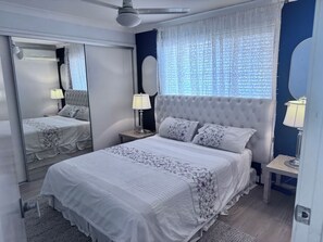 Room - Tropical tranquility 3BR, pvte
Comfy home close trans,ferry,gym,walk/cycle track (Victoria Point)