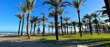 Beach nearby, beach towels