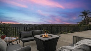 Interior - Vista del Sol by Avantstay Bright Hilltop Stay + Patio + Views + Premium Kitchen & Space for Groups (San Diego)
