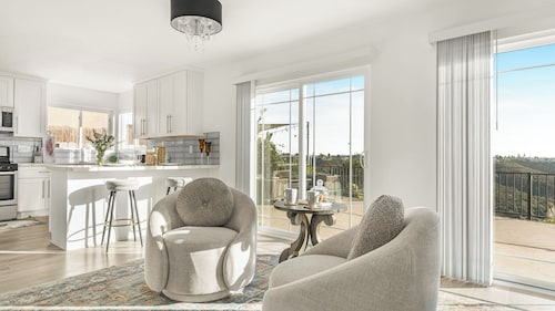 Bright San Diego Hilltop Stay w/ BBQ Patio, Premium Kitchen & Space for Groups Vista del Sol by Avantstay