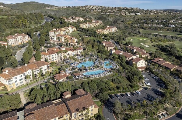 Exterior - 2 Bedroom Villa, plus sofa bed, 2 balcony, and kitchen
Marriott's Newport Coast (Newport Beach)