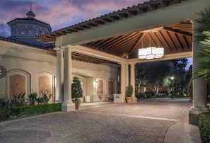 المنشأة من الخارج