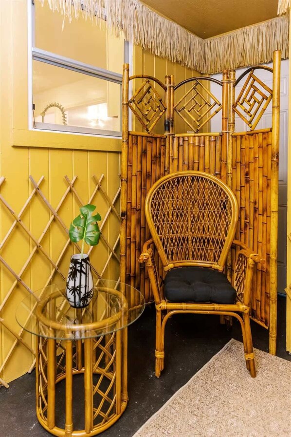 المنشأة من الداخل