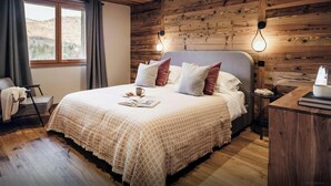 5 Schlafzimmer, Bügeleisen/Bügelbrett, WLAN, Bettwäsche