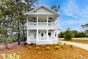 Exterior - Home Near Beach w/ Pool, Arcade, Decks, W & D (Saint Teresa)