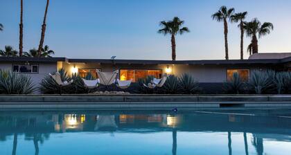 3BR designer hideaway w/ Private Pool, spa