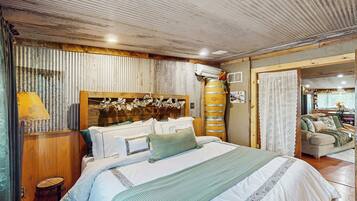 1 bedroom, iron/ironing board, Internet, bed sheets