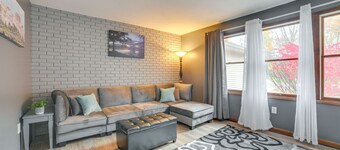 Pet-Friendly 3BR Near Houghton Lake | Fire Pit