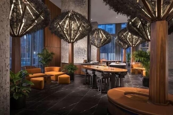 Dining - Luxury Downtown San Diego Condo; High-Floor Epic Views + Resort-Style Amenities (San Diego)