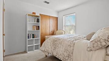 Desk, iron/ironing board, free WiFi, bed sheets