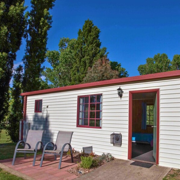 Iron/ironing board, free WiFi