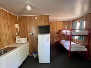 Cabana família, vista para o rio | Ferros/tábuas de passar roupa, Wi-Fi de cortesia