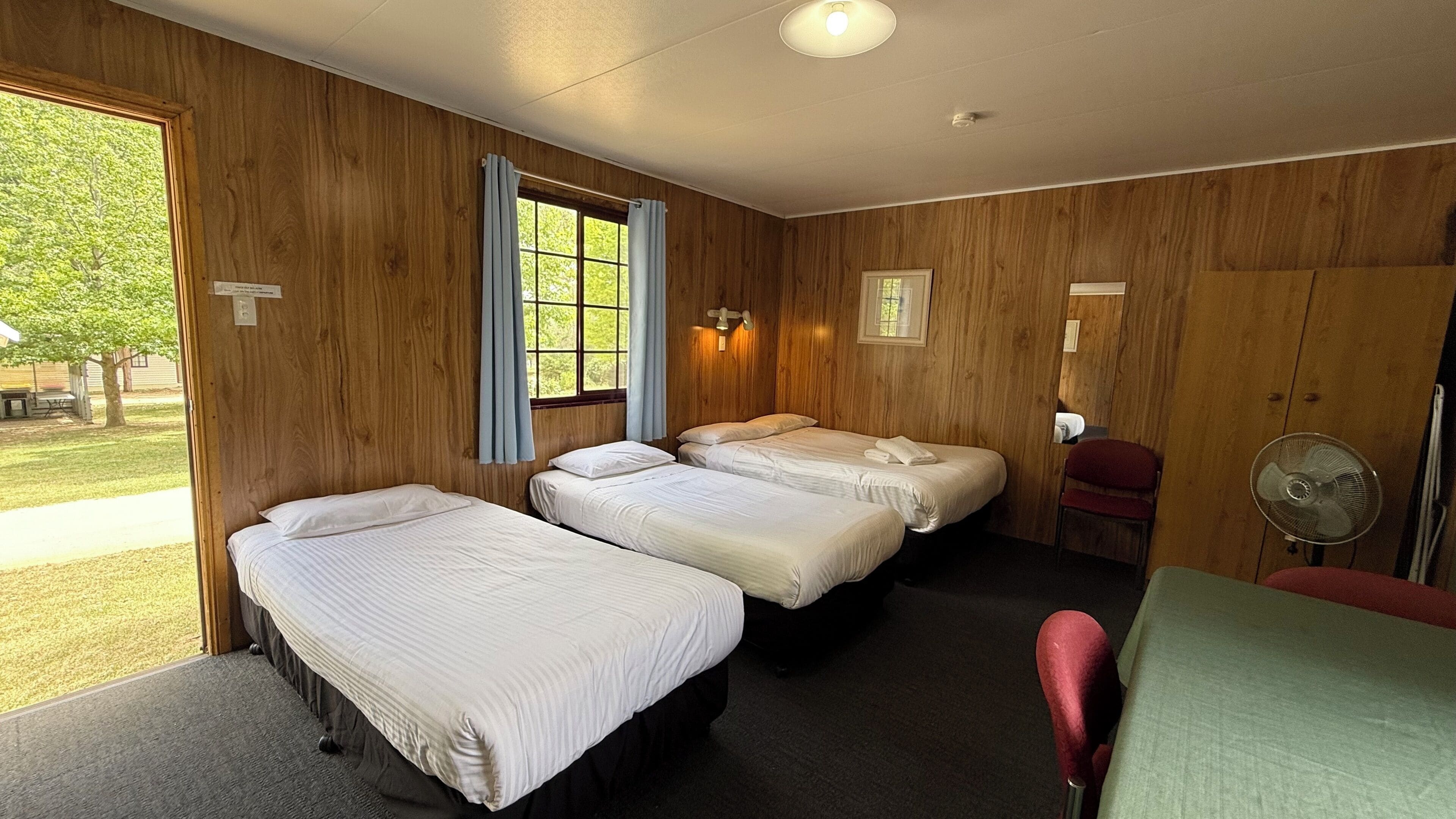 Comfort Cabin, Patio, River View