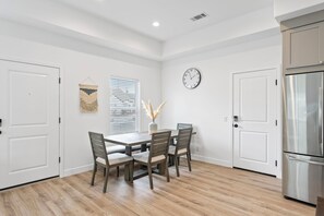 Dining - Modern 3-Bed Luxury Retreat • Spacious, Stylish & Centrally Located (Midway City)