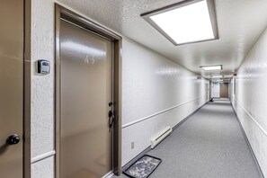 Interior - 1/2 Mi to Brian Head Skiing! Condo w/ Balcony (Brian Head)