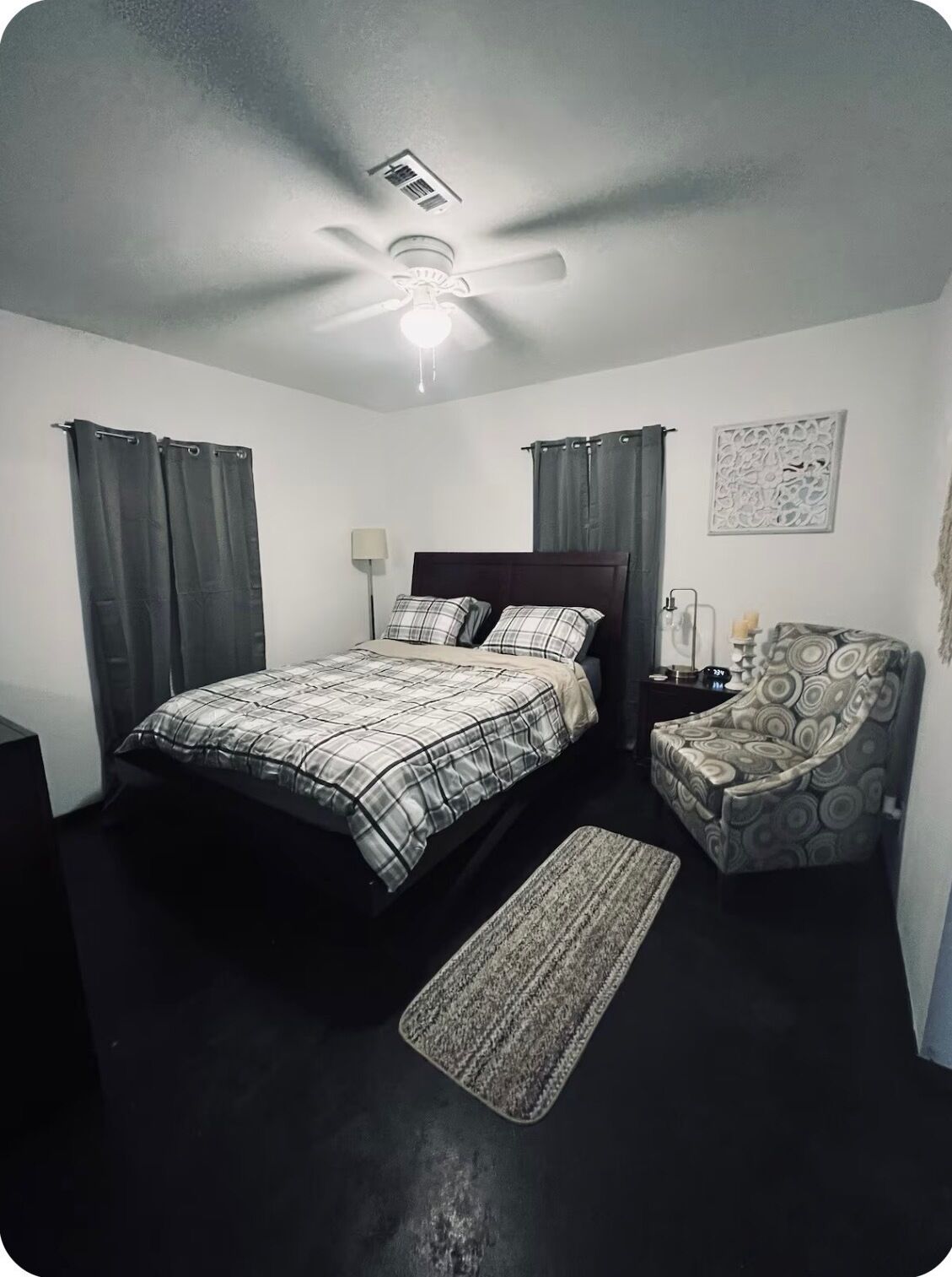 办公桌、熨斗/熨衣板、免费 WiFi