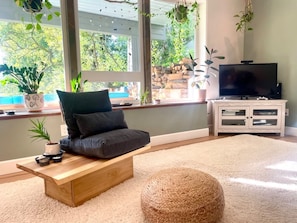 TV - Mountain Views, Moose Sightings, 3 min to Airport (Anchorage)