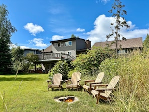 Property grounds - Mountain Views, Moose Sightings, 3 min to Airport (Anchorage)