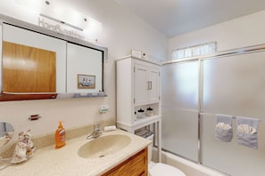 Towels - Farmington Family Home w/ Private Patio (Farmington)