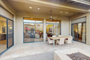 Outdoor dining - Luxury 'Grayhawk Getaway' w/ Pool in Scottsdale! (Scottsdale)
