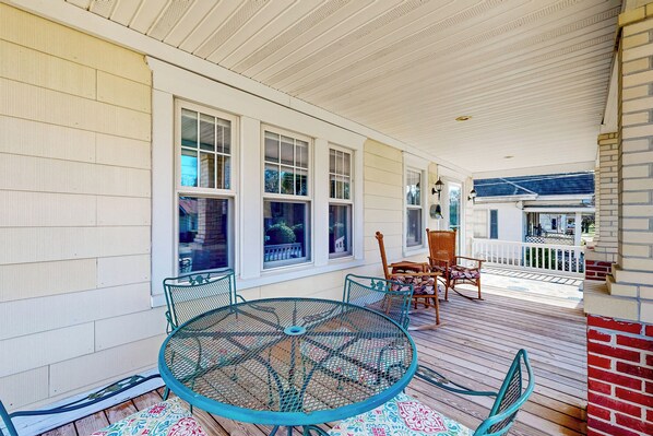 Outdoor dining - Century-Old, Small-Town 4BR w/ Great Yard, Porch (Hebron)