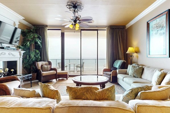 TV - Gulf-View 3BR Penthouse: Suntide III - Unit 1105 (South Padre Island)