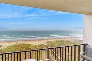 Property grounds - Gulf-View 3BR Penthouse: Suntide III - Unit 1105 (South Padre Island)