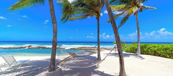 Spacious 3 Bd Beachfront Ground Flr Condo w/ Pool