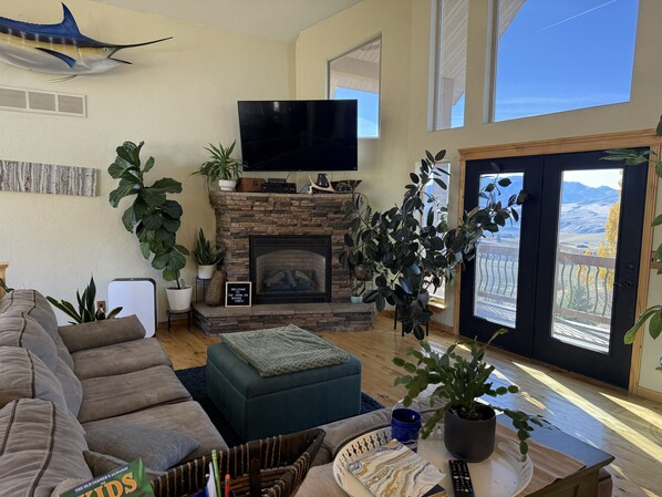 تلفزيون، مدفأة