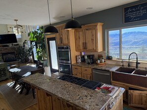 Uuni, liesi, astianpesukone