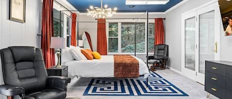 4 Schlafzimmer, Schreibtisch, BĂŒgeleisen/BĂŒgelbrett, kostenloses WLAN