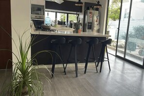 Private kitchen - AGATHAS HILLS, YOUR IDEAL SPACE WITH SWIMMING POOL (San Andrés y Providencia)