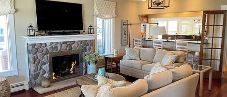 TV, fireplace, DVD player, books