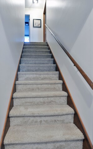 Interior - Modern 3-bedroom house close to Tiffin University and Charming Downtown (Tiffin)