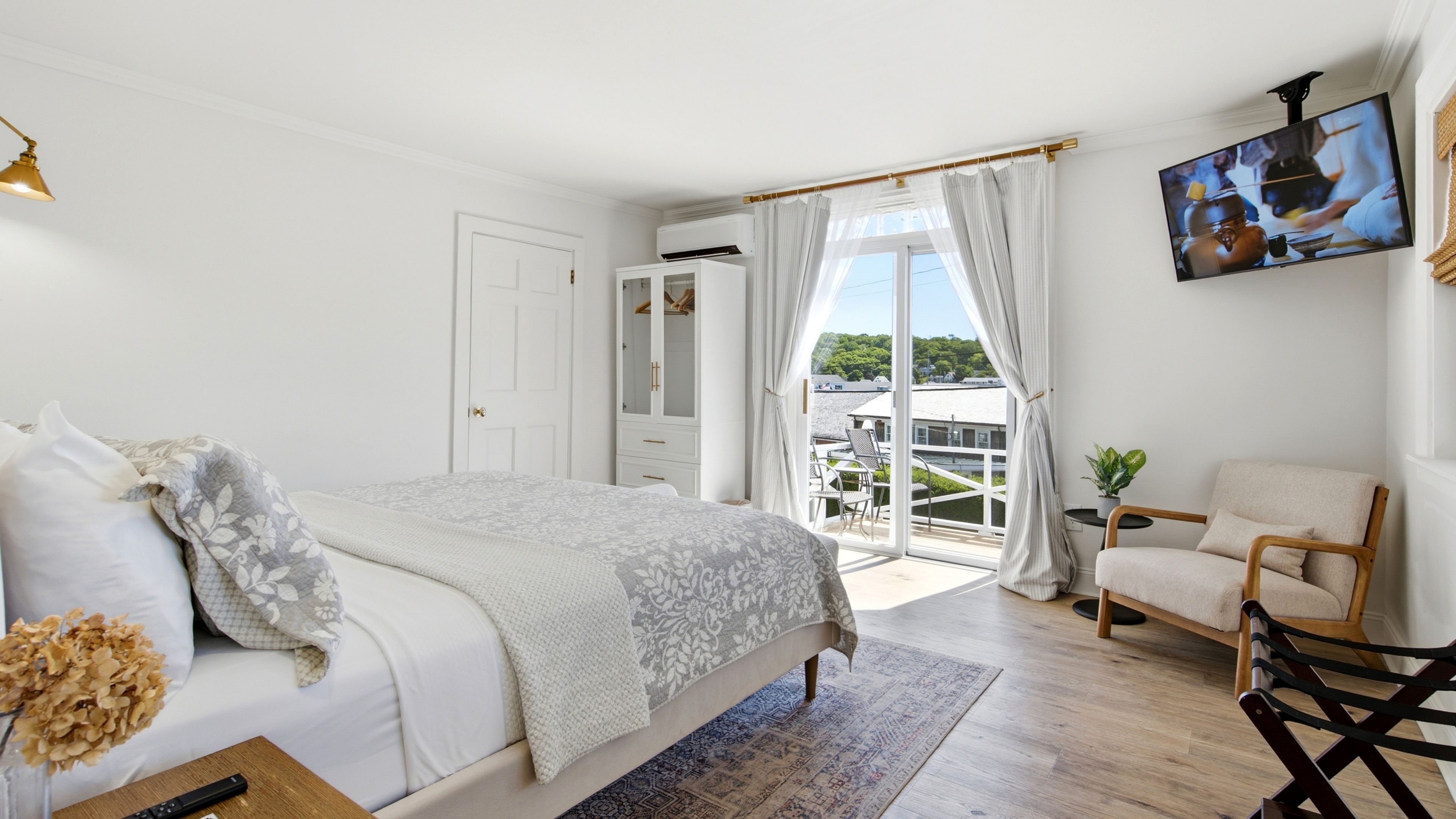 1 bedroom, iron/ironing board, WiFi (free), bed sheets