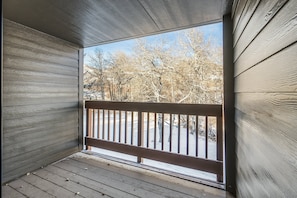 Property grounds - Canyons Creekside Getaway near Cabriolet Lift (Park City)