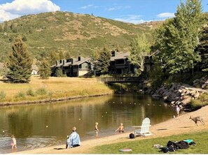 Beach - Fawngrove Gem Hot Tub & Sauna + Shuttle Access (Park City)